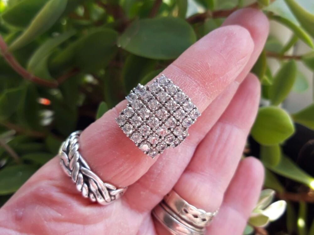REFURBISHED Sterling silver & clear CZ ring (M)