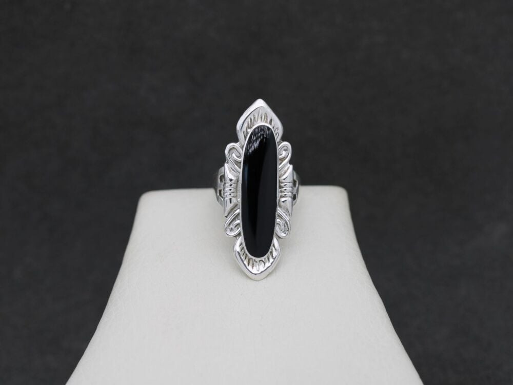 REFURBISHED Long sterling silver & black onyx ring (J)
