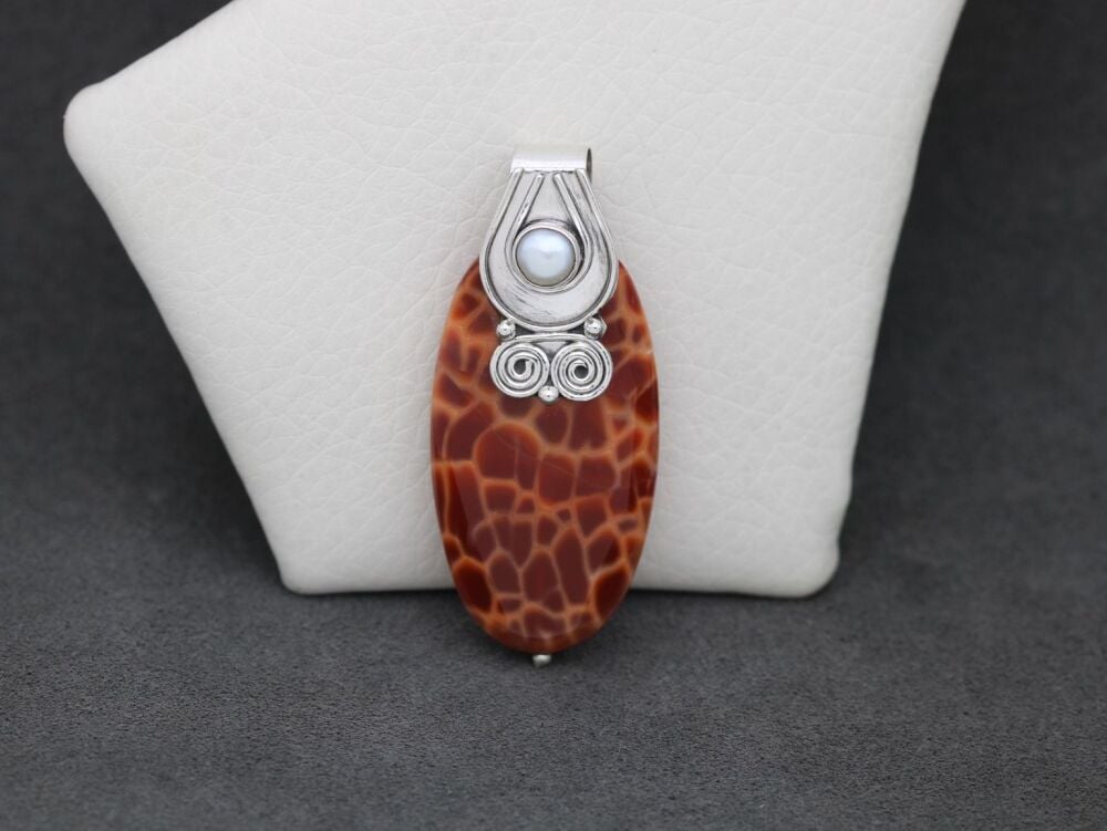 REFURBISHED Sterling silver, crab agate & freshwater pearl pendant