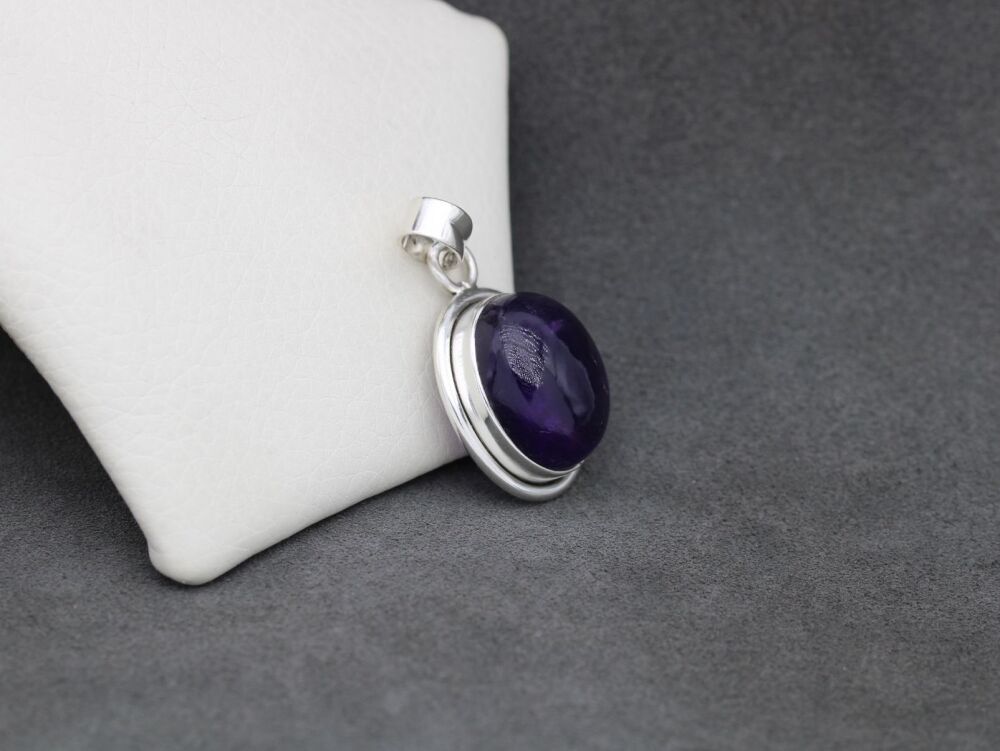REFURBISHED Chunky sterling silver & amethyst pendant