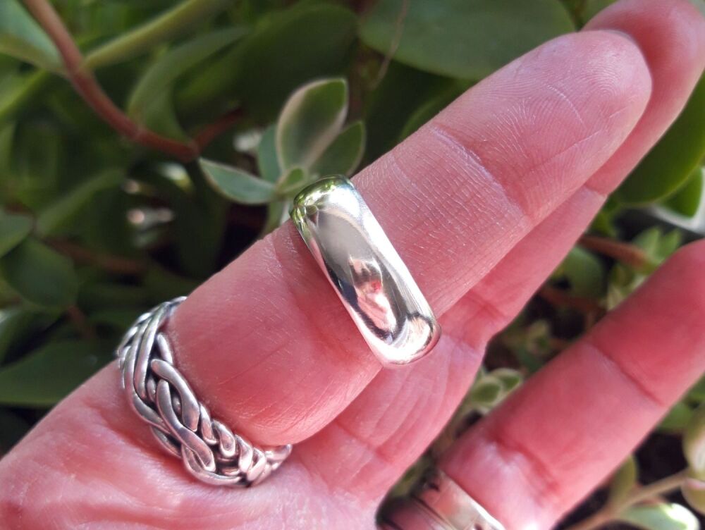 REFURBISHED Classic sterling silver solid 'D' profile wedding band ring (V)