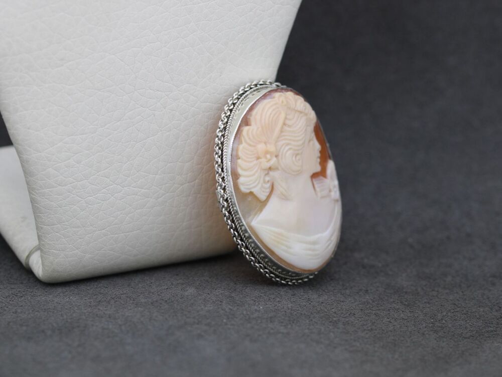 REFURBISHED Vintage sterling silver & carved shell cameo brooch