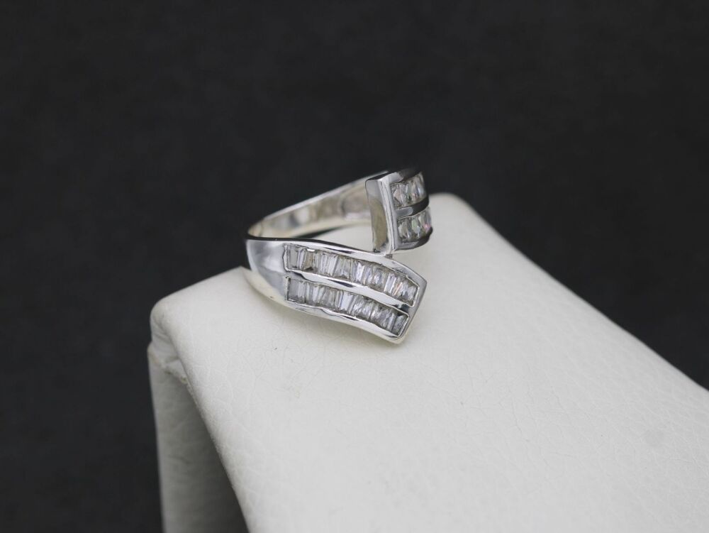 REFURBISHED Sterling silver & CZ wrap style ring (P &frac12;)