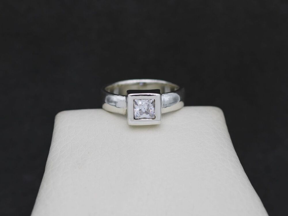 REFURBISHED Thick set sterling silver & square CZ solitaire ring (P)