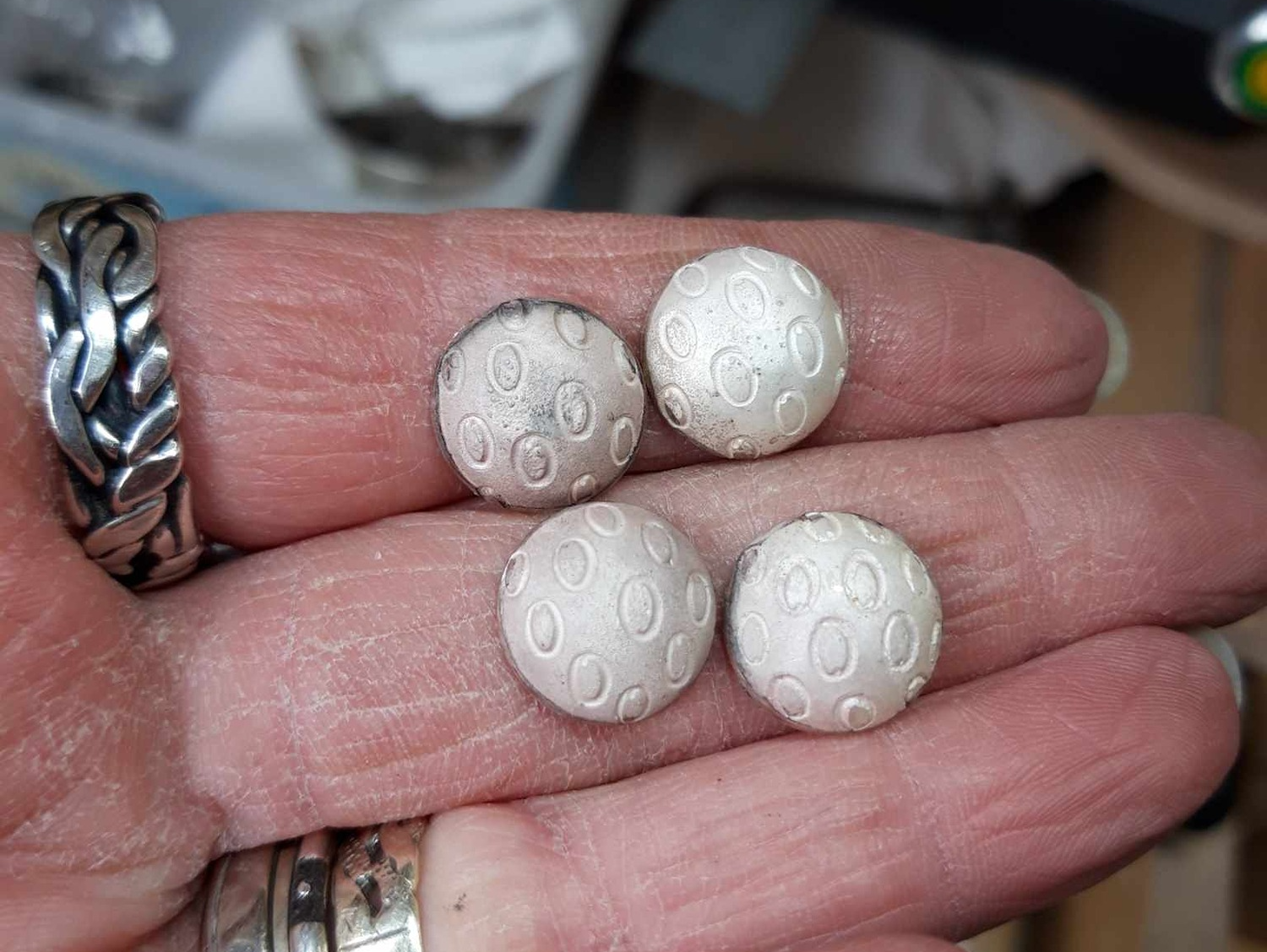 Silver strawberry (8).jpg