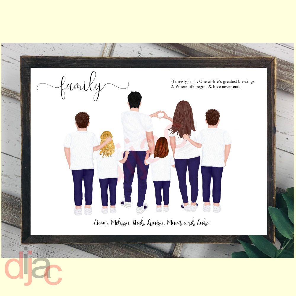 6 CHARACTER JEANS & T-SHIRT FAMILY PRINT