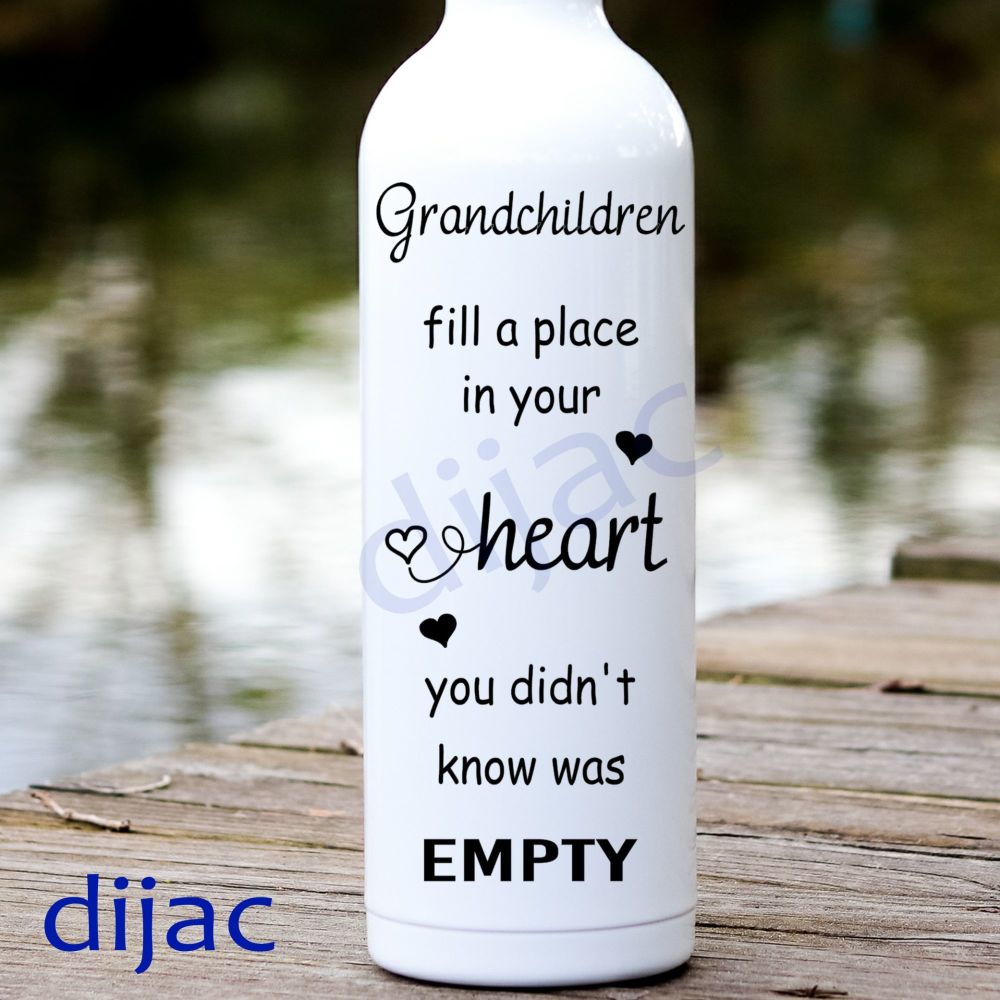 GRANDCHILDREN FILL A PLACE IN YOUR HEART<br>8 x 17.5 cm