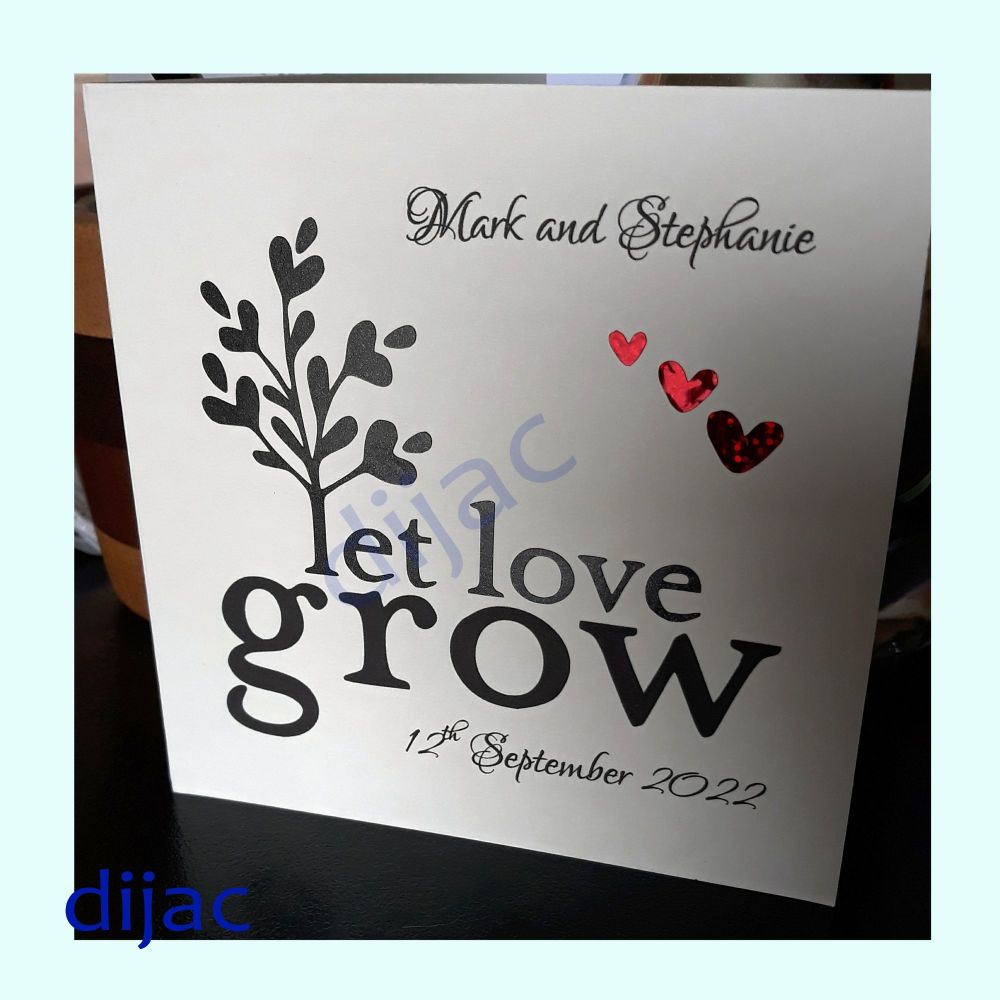LET LOVE GROW WEDDING CARD<BR>GCWD5<br>15 x 15 cm