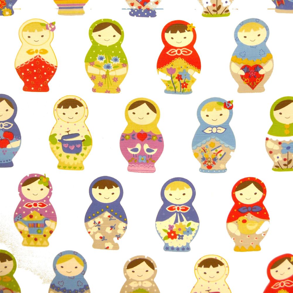 L1853 Russian Babooshka Dolls Canvas Fabric