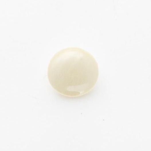 CP28-08-18 Cream 12mm Buttons