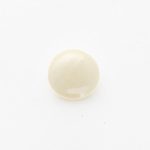 CP28-08-22 Cream 14mm Buttons