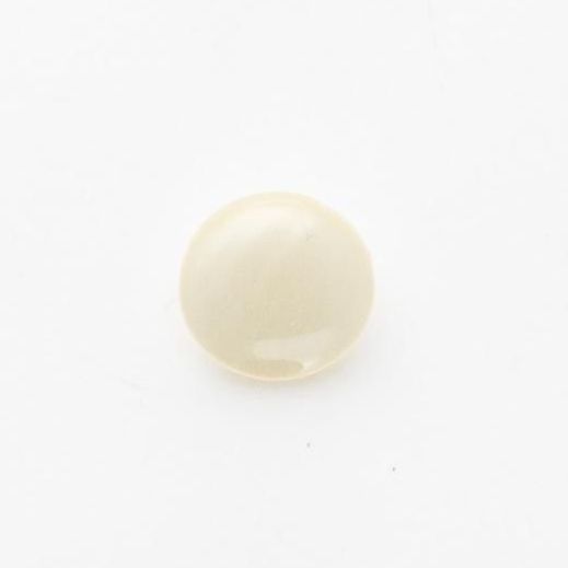 CP28-08-28 Cream 18mm Buttons
