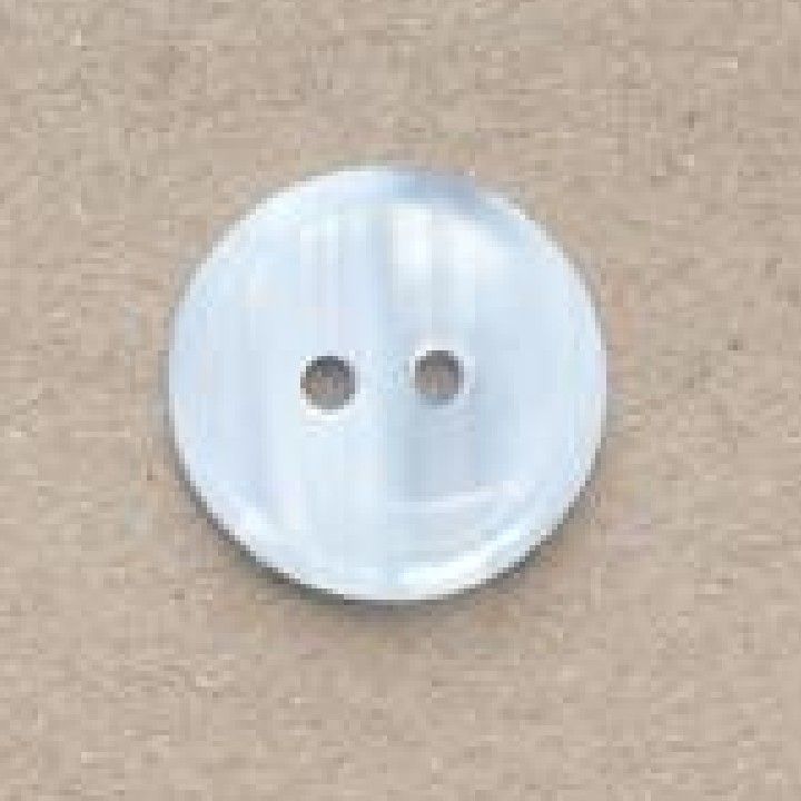 CP98-22-20L Pale Blue 13mm Variagated Buttons x 10