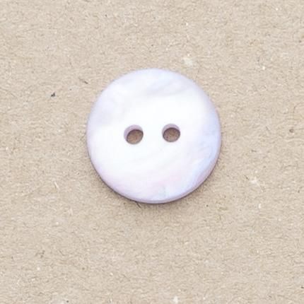 P1080-15-24L Lilac Pearlescent 15mm Buttons x 10