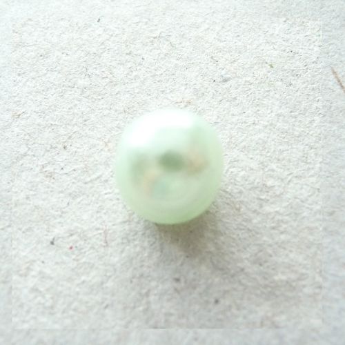 CN55-Mint-12L Mint Green Pearl 8mm Buttons x 10
