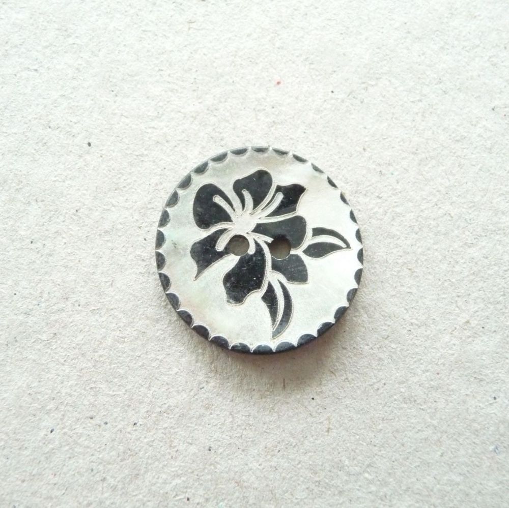 X776-Blk-36L Black Rose Handmade Painted Sea Shell 23mm Buttons x 10