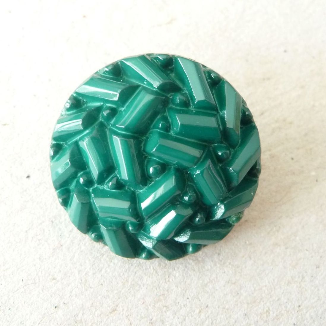 TCS17-D-36L Green Faux Beaded 23mm Buttons x 10 
