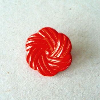 UK13770-R-28L Red Flower 18mm Buttons x 10