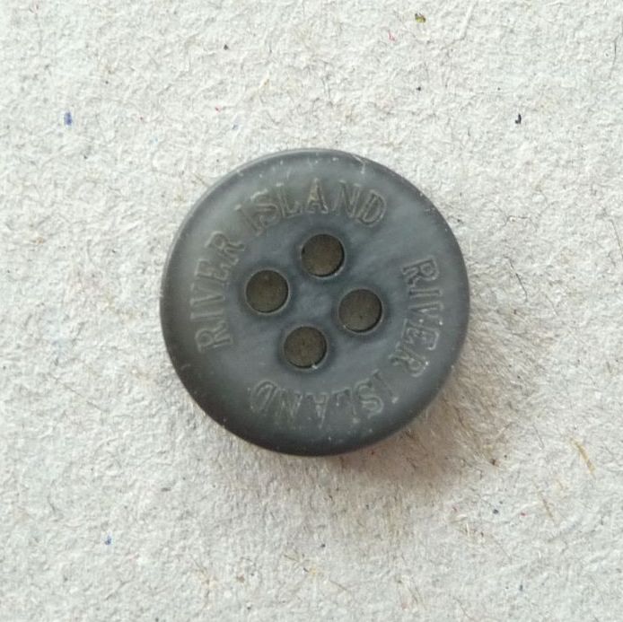 BCL151-10-16L River Island Charcoal Mens Shirt 11.5mm Buttons x 10