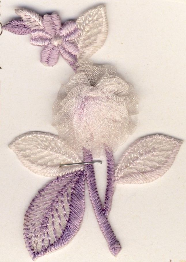 M015 Lilac Floral Spray