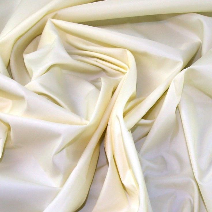 L0026-04 Cream Antistatic Dress Lining Fabric | 100% Polyester | 150cm Wide