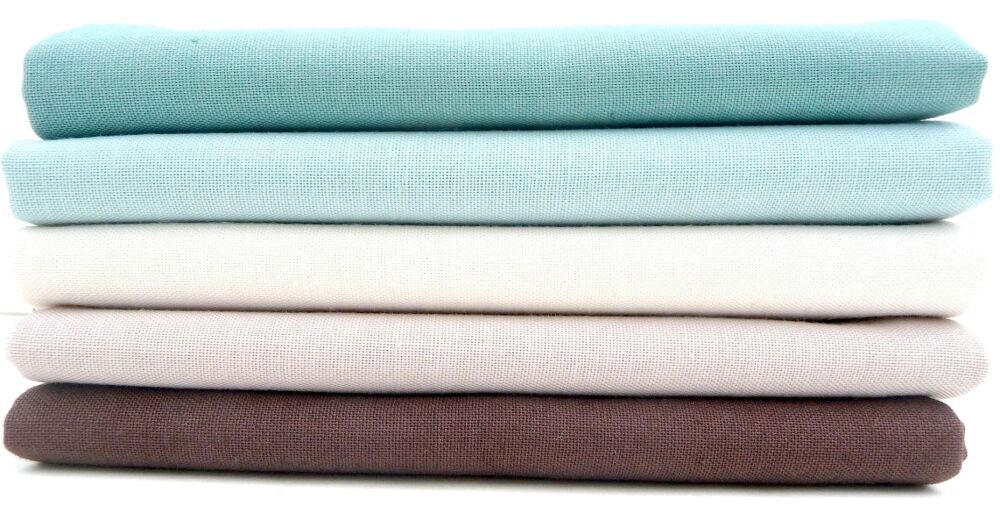 Fat Quarter Quilting Fabric Bundle_Chocolate & Mint | Makower_FQB12