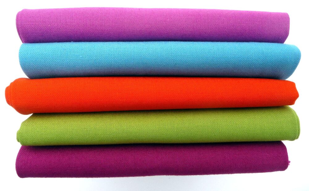 Tropical 5 Fat Quarters Bundle Plain | Solid Quilting Fabric | Makower_FQB11