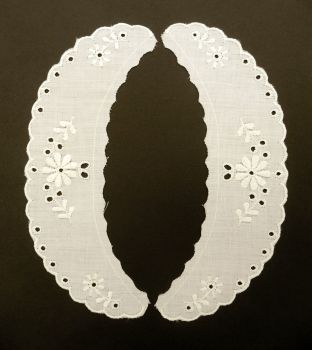 20108 Broderie Anglaise Collar - Cream - Adult