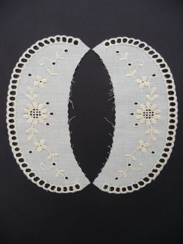 CL102 Broderie Anglaise Collar - Cream - Childs