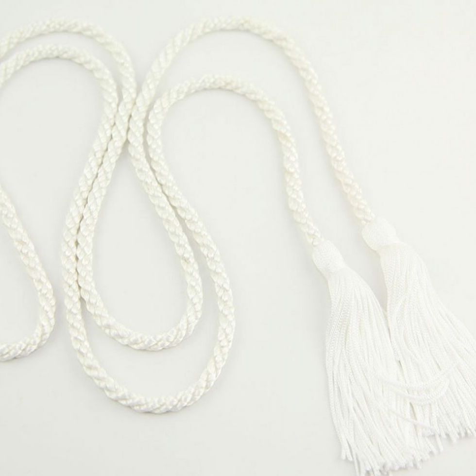 9075 White Dressing Gown Cord