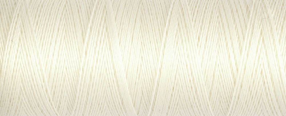 1 Ivory Guterman Sew All Thread 1000m