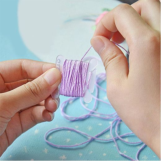 Card Embroidery Thread Bobbins SK30