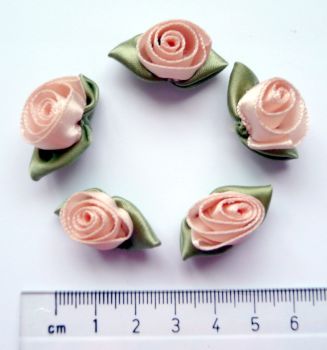 109-3305 Large Satin Ribbon Roses & Leaves - Peach x 5