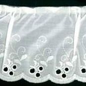 DC240201F Broderie Anglaise Lace Trim 3