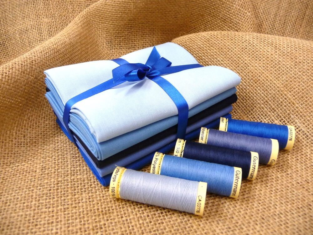 Blue Fat Quarter Quilting Fabric Bundle With Matching Threads | Makower & Gutermann_FQBT2