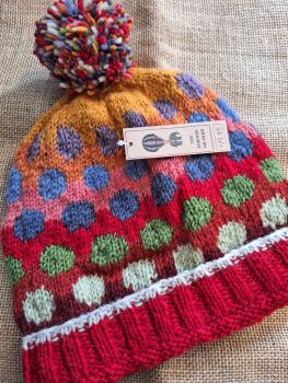 Patagonia Spot - Handknitted Bobble Beanie Hat