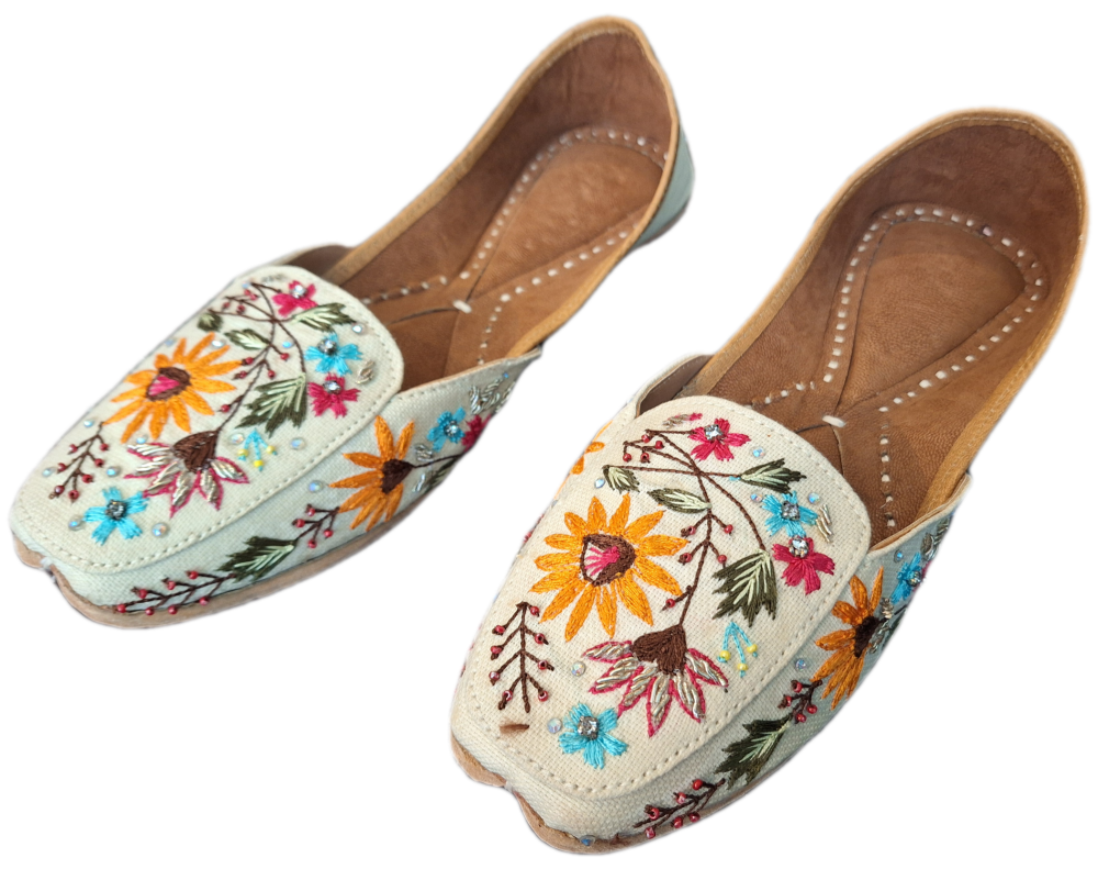 Indian Embroidered Shoes - Design 6 - Size 5