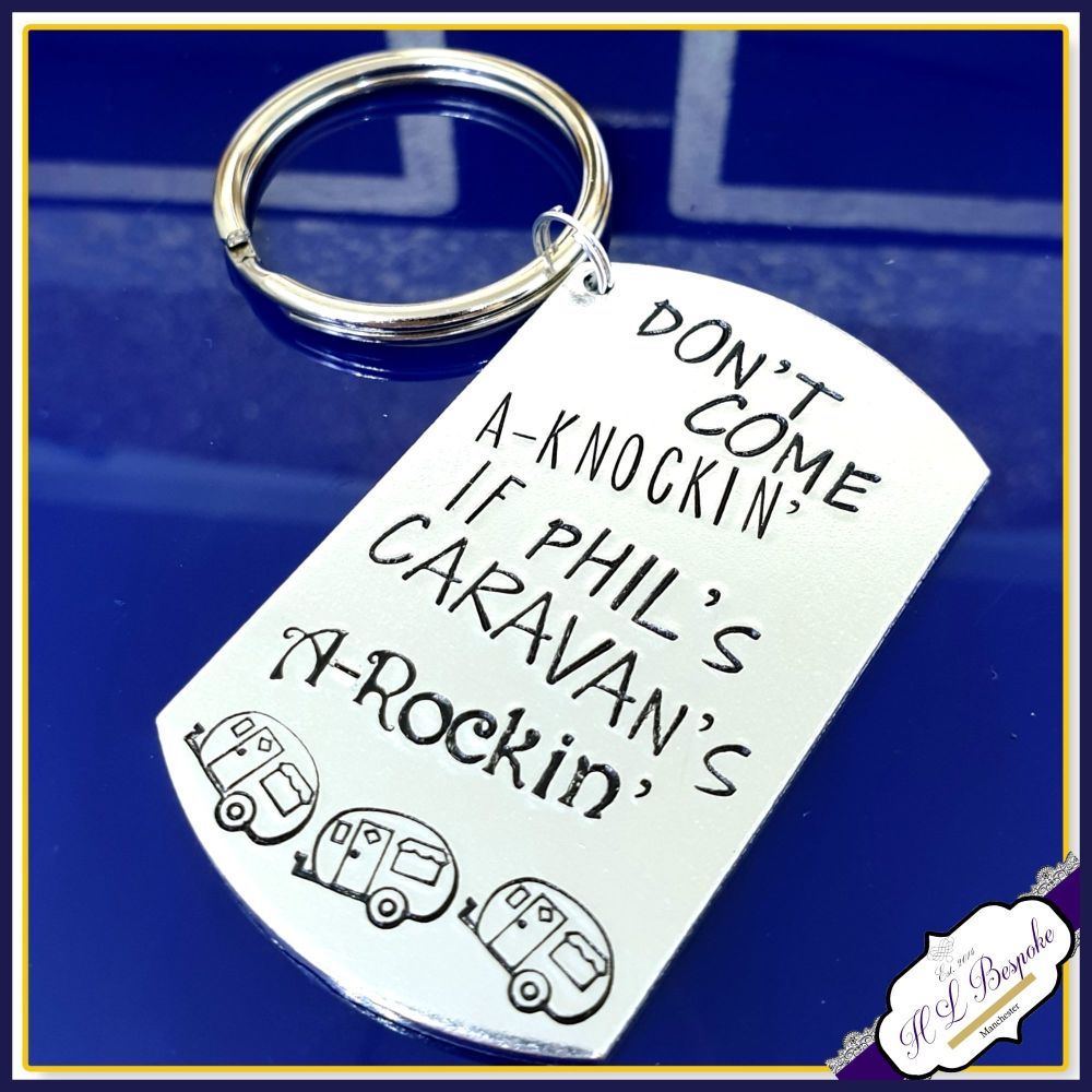 personalised-funny-caravan-keyring-knocking-carvan-s-rocking-keychain