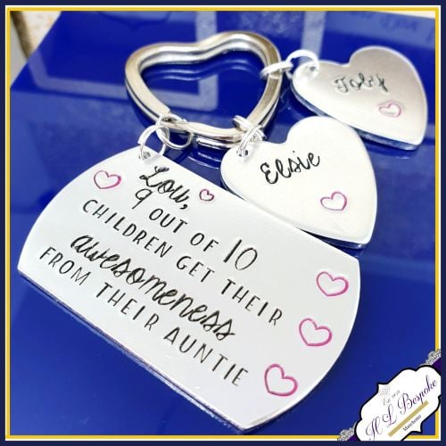 Personalised Auntie Gift - Aunty Keyring - 9 Out Of 10 Children - Awesome A