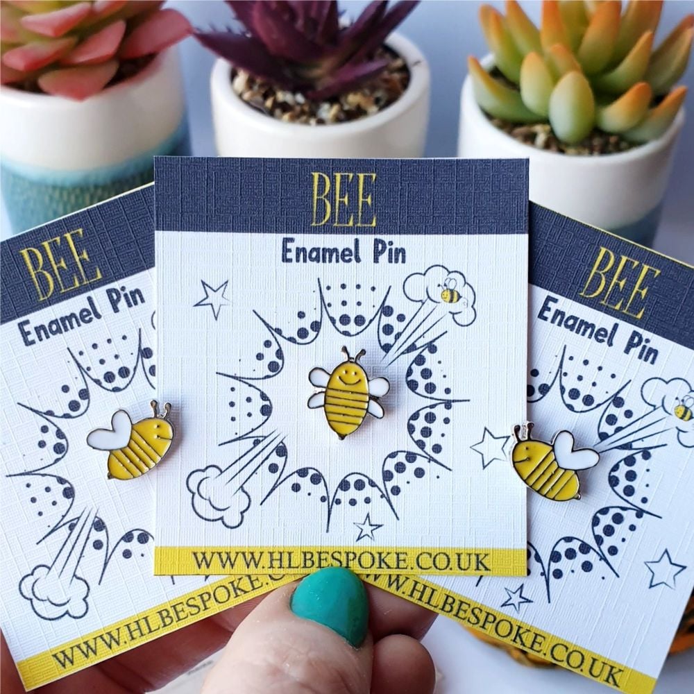 Cute Bee Enamel Pin - Bee Flair Lapel Pins UK