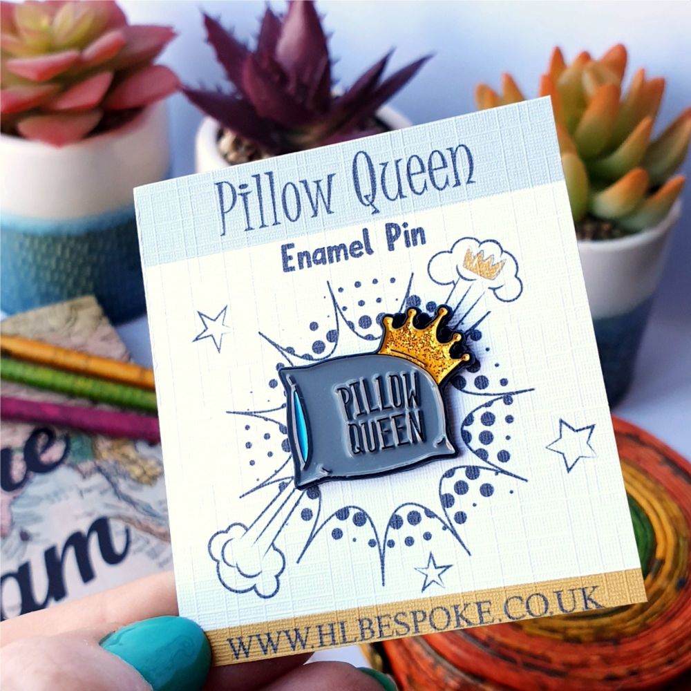Pillow Queen Enamel Pin - Sleeping Flair Lapel Pins UK - Sleepy Enamel Pin