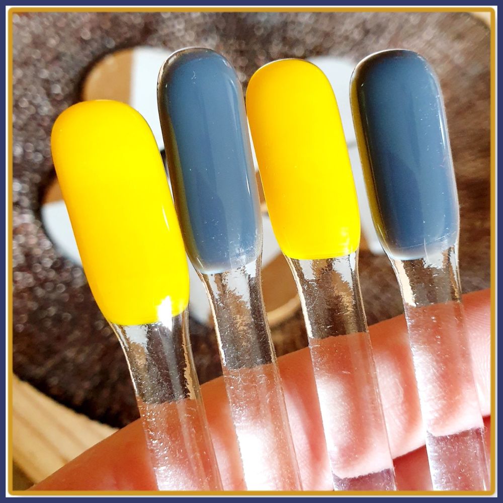 Set Of Four Bee Themed Fused Glass Swizzle Sticks - Unique Gift For Bee Lover - Bee Lover Gin Stirrers - Handcrafted Cocktail Stirrers Mixer