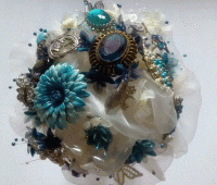 brooch bouquet something blue