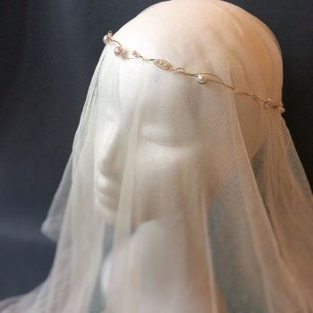 Bridal veil with circlet, wedding veil short hair