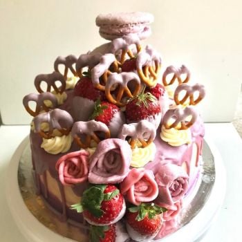 star baker cheshire drip cake