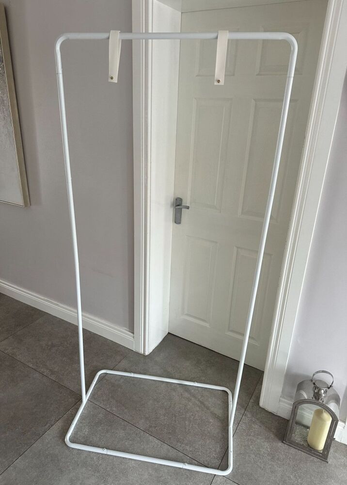 Hire of Entrance Display Stand White (local hire only)