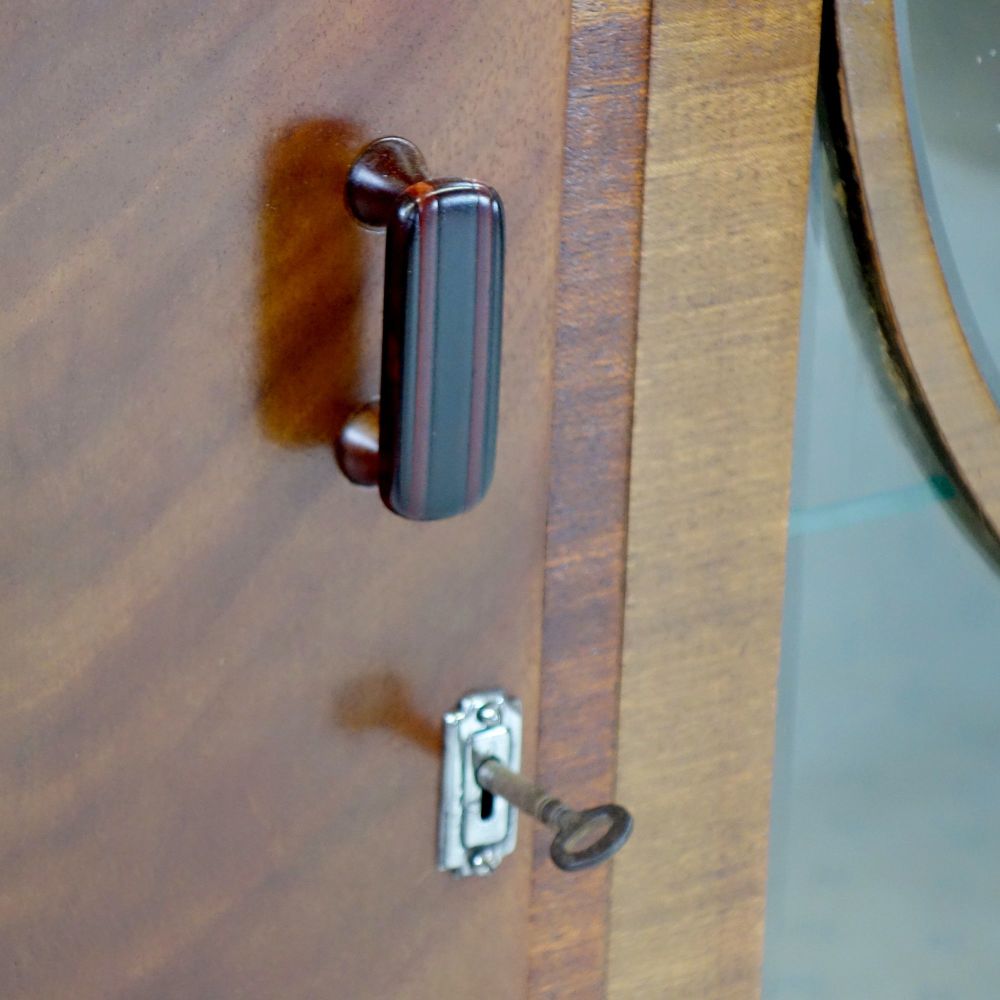 Art-Deco-Bullseye-Cabinet-handle