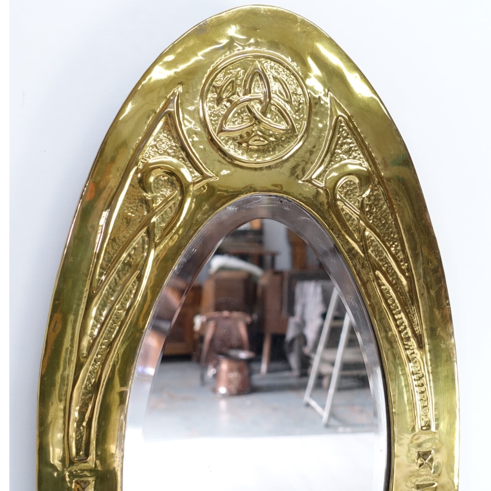 Arts-Crafts-celtic-mirror-det4
