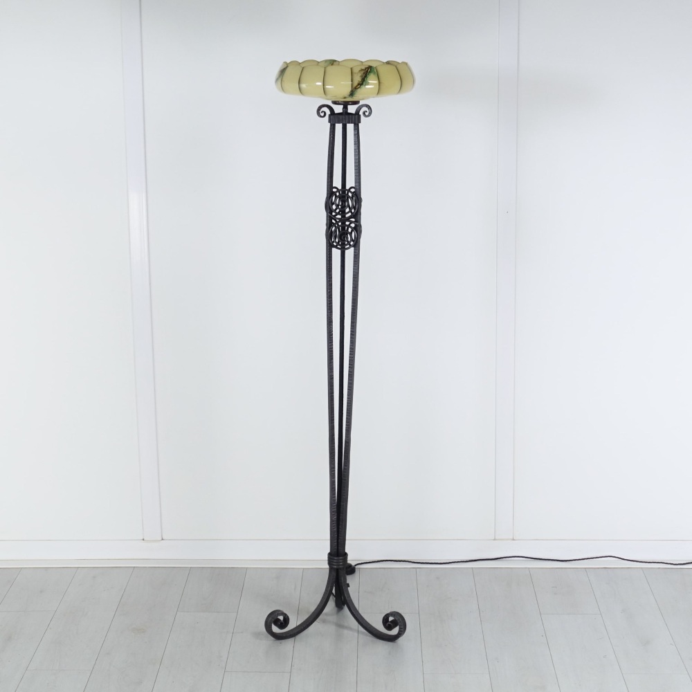 Art-Deco-Wrought-Iron-lamp-3