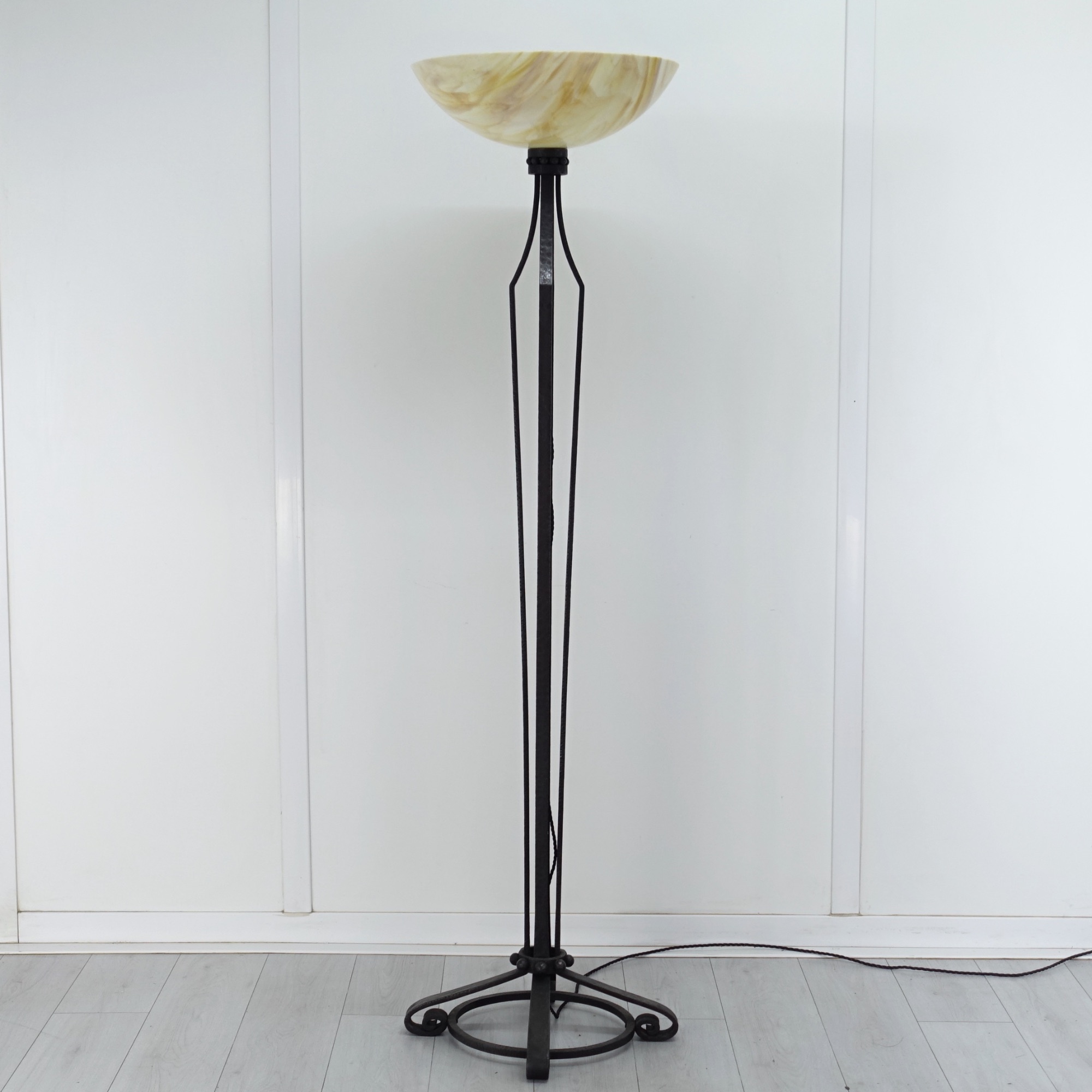 Art-deco-Iron-Floor-lamp3